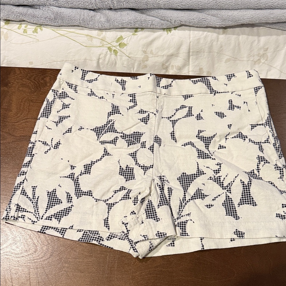 Ann Taylor Black and White High Waist Women's Shorts
